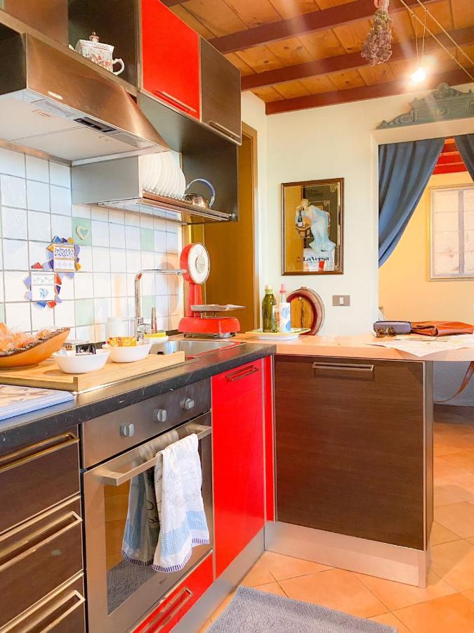 Ca' Tomassino Holiday Apartments 우르비노 외부 사진
